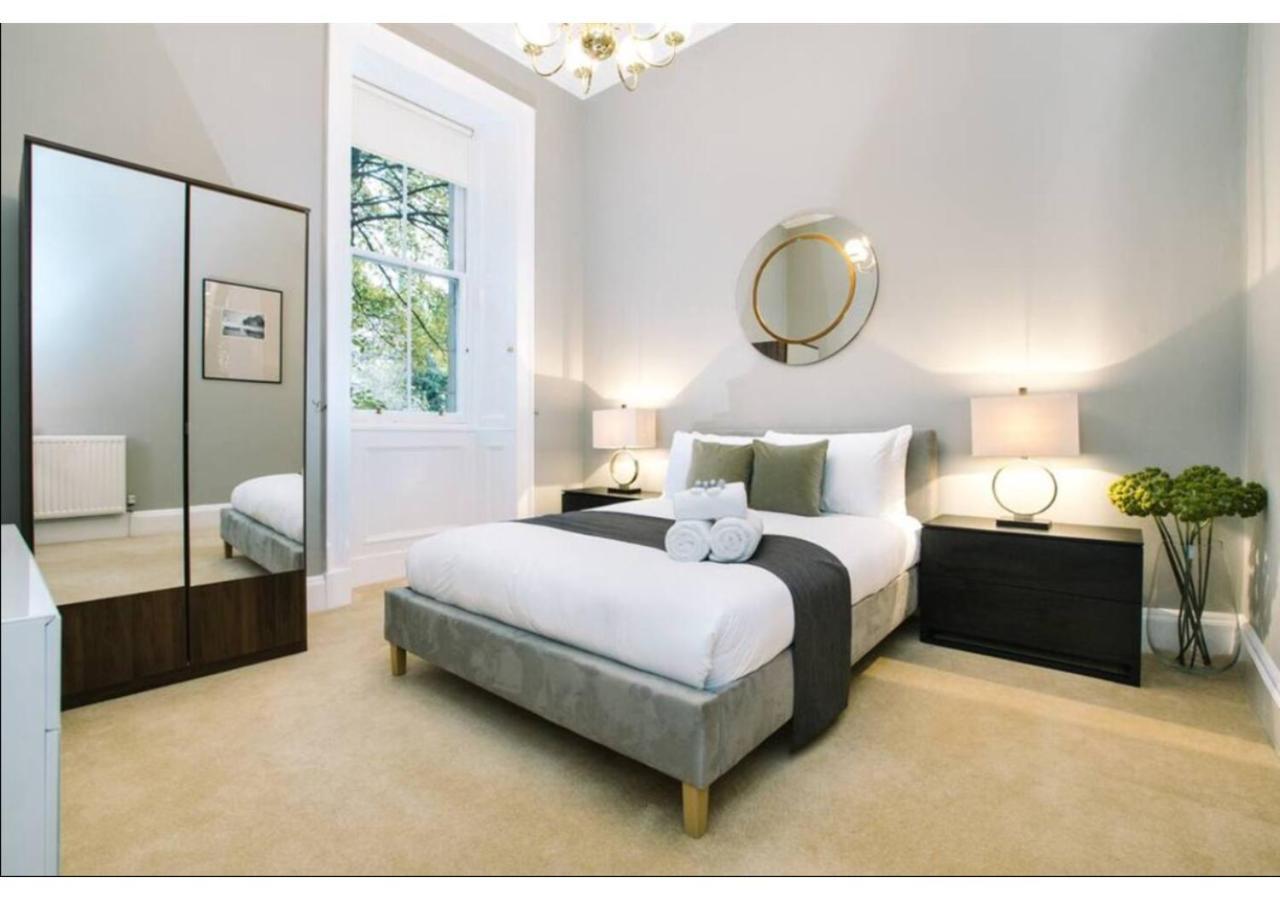 Joivy Palmerston Place - Luxury Centre With Private Parking Édimbourg